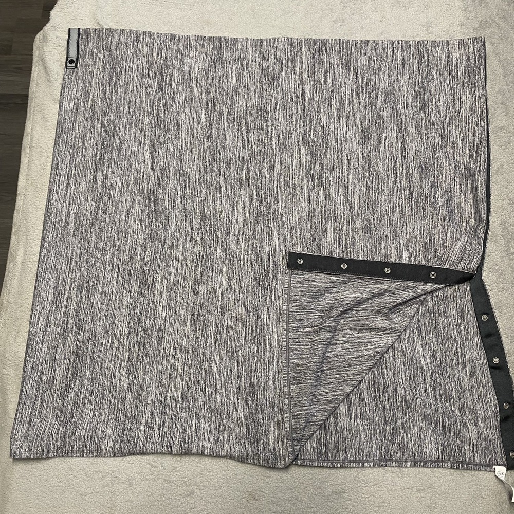 Lululemon Vinyasa Wrap Scarf Gray One Size Snap Button Stretch